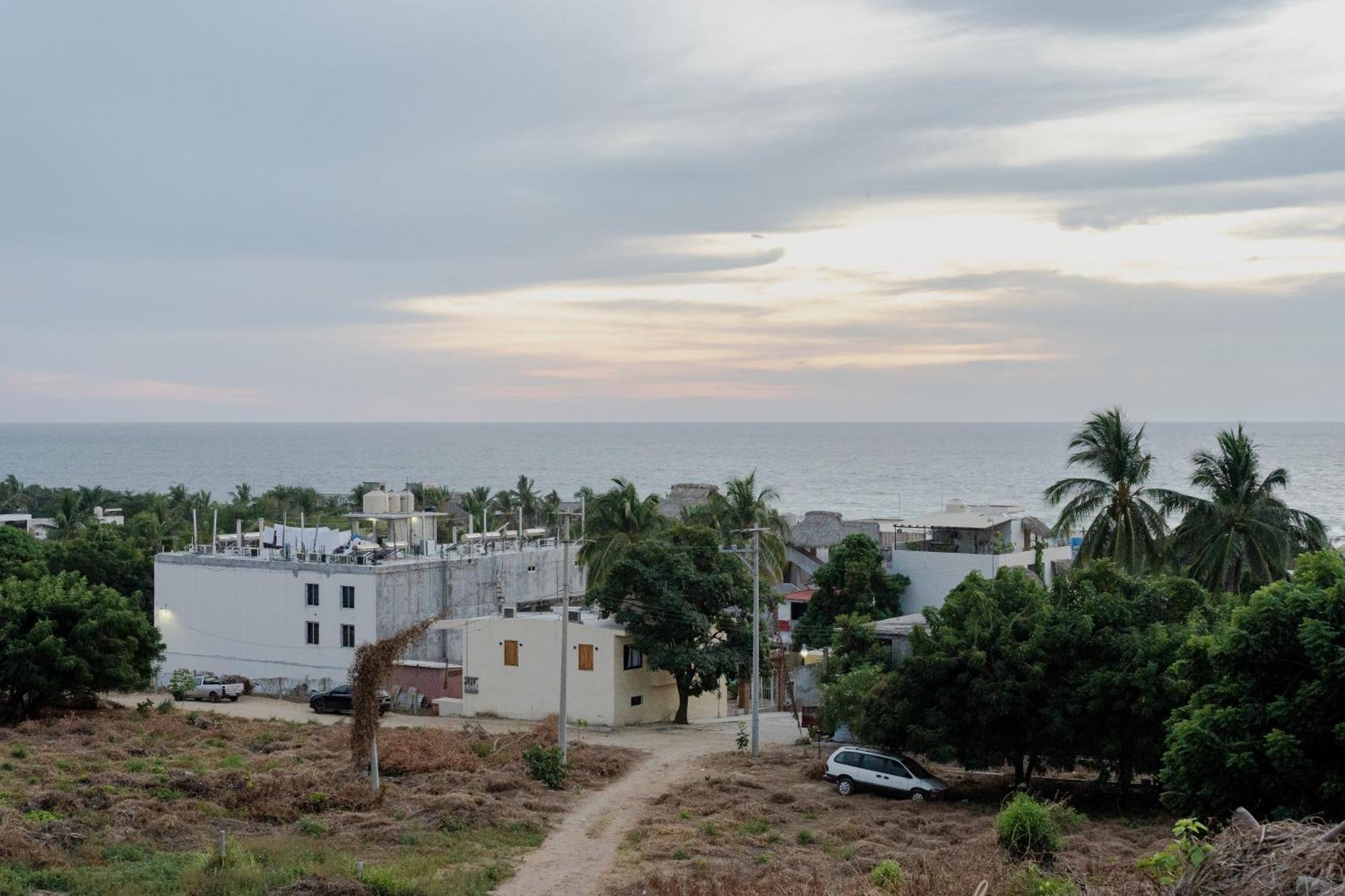 ホテル Casa Nativa プエルト・エスコンディード エクステリア 写真
